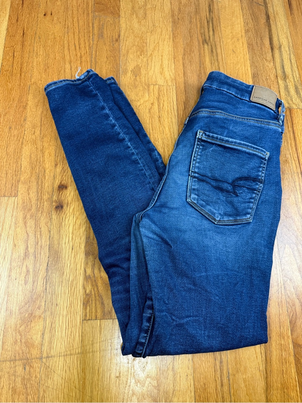 American Eagle Curvy Hi-Rise Jeggings Size 6 Distressed Skinny Jeans